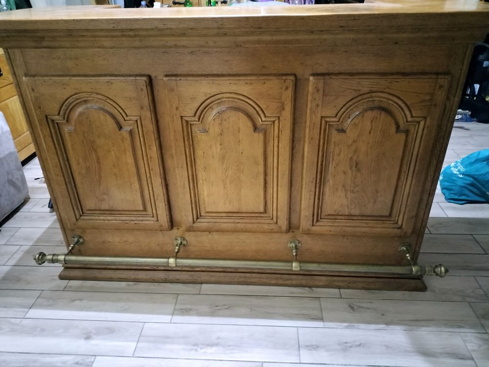 Bar avec 2 chaises Meubles