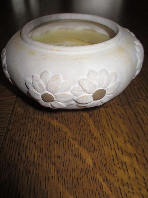 bougeoir en grs avec fleurs sur le tour 0 Mrignies (59)