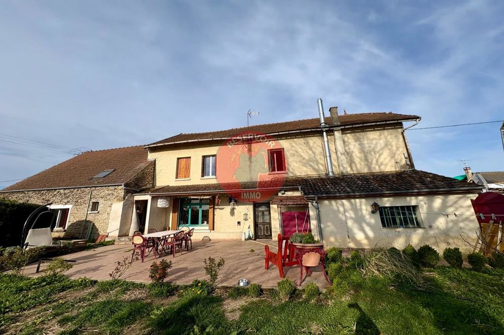 Maison 10 pièces 220 m² · à Marcigny-sous-Thil · 220 m² · 169 000 €
