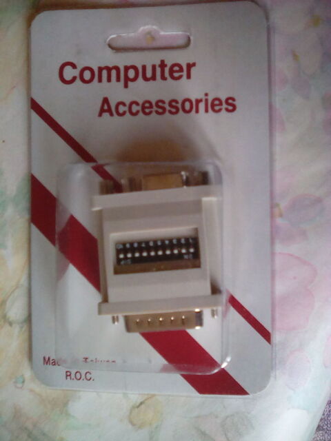 Adaptateur Macintosh vers vga 15 Montigny-le-Bretonneux (78)