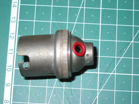 PIÈCE DE LAMPE PIROUETT douille de lampe avec sortie de fil. 5 Marseille 13 (13)