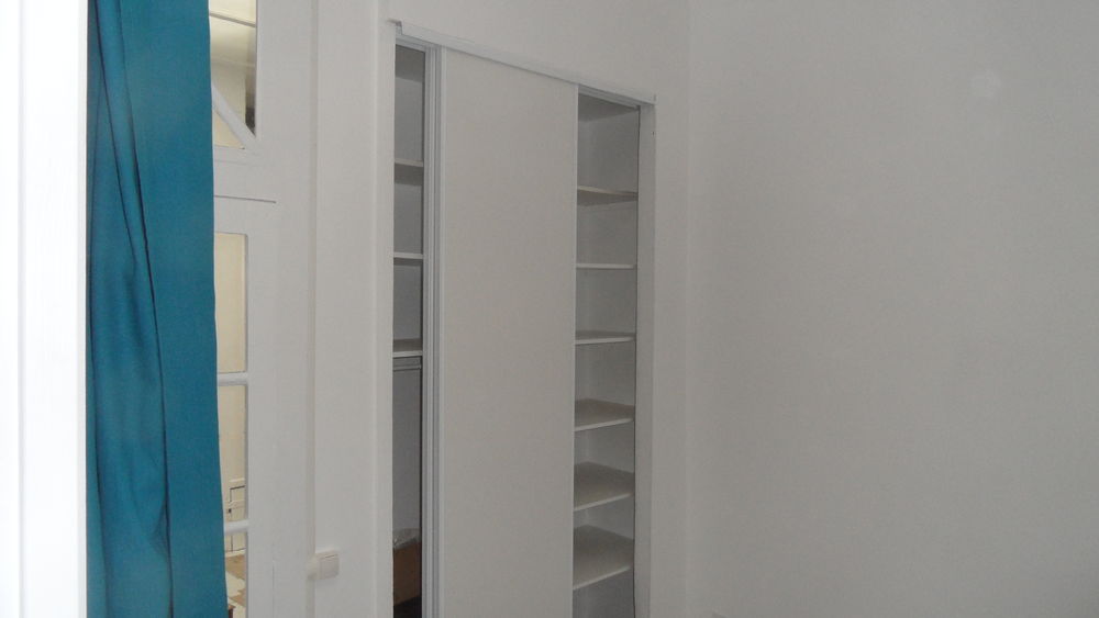 Location Appartement Appart 2/3 pièces 42 m2 rez de ch ctre Cambrai libre sept Cambrai