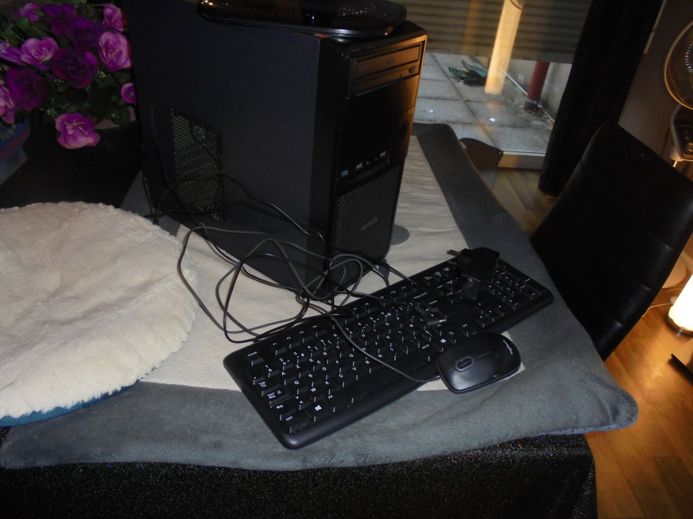 Lot mat&eacute;riel informatique tr&egrave;s bon &eacute;tat Matériel informatique
