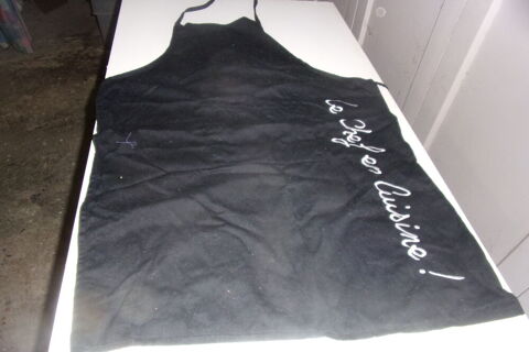 TABLIER DE CUISINE  NOIR 2 Maury (66)