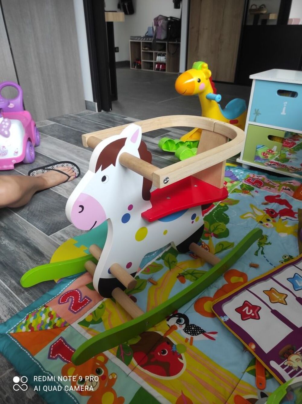 Cheval &agrave; bascule s&eacute;curis&eacute; Jeux / jouets