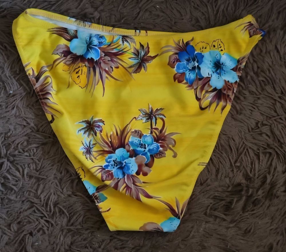 Maillot de bain 2 pi&egrave;ces T44 Vêtements