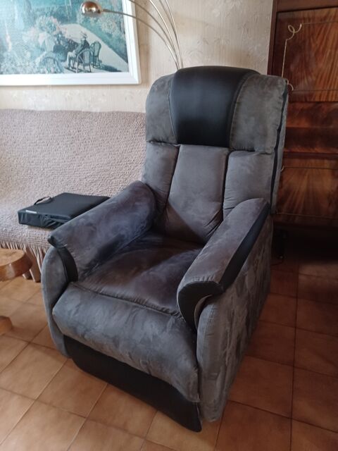 Fauteuil Relax Gris et Noir 300 Gutres (33)