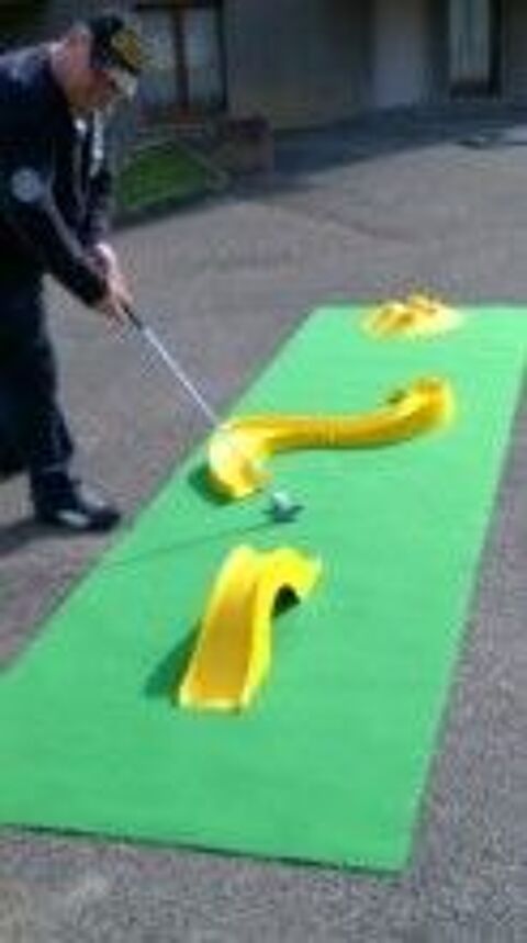 Challenge mini golf priv&eacute; Monsieur Magic 0 67190 Mutzig