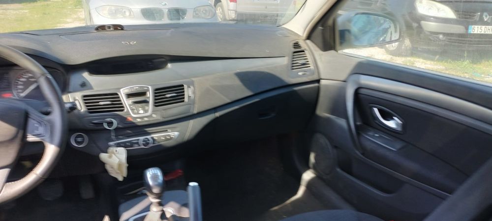 Laguna III 2.0 dCi 150 Dynamique 2008 occasion 66000 Perpignan