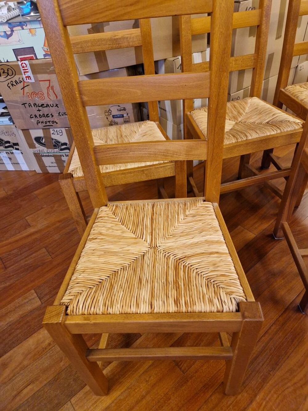 Lot de 6 chaises Salle &agrave; Manger. sur ORVAULT. Meubles