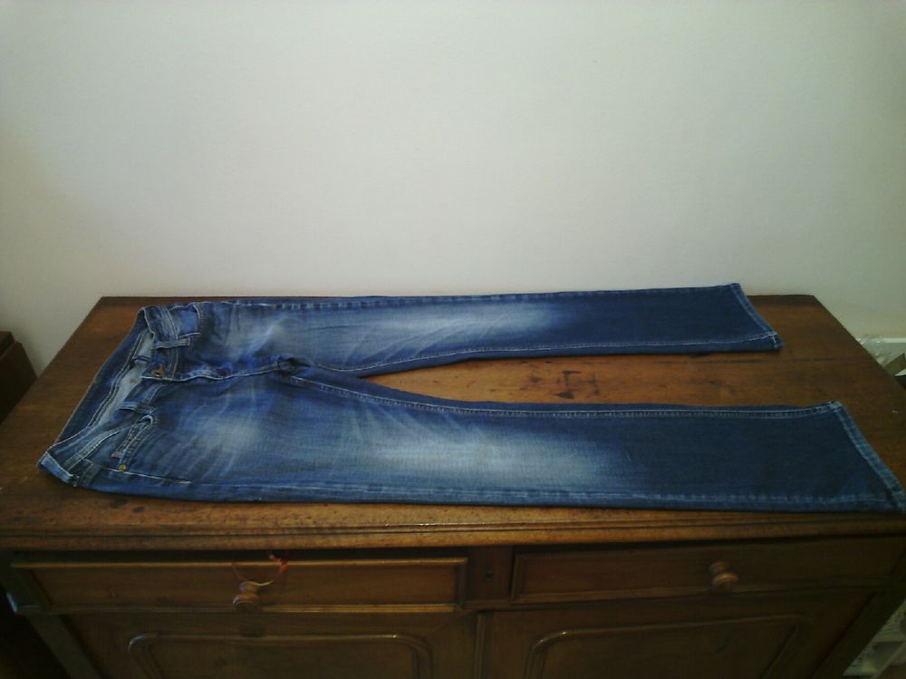Jeans d&eacute;lav&eacute; taille 31 TEDDY SMITH - TBE Vtements