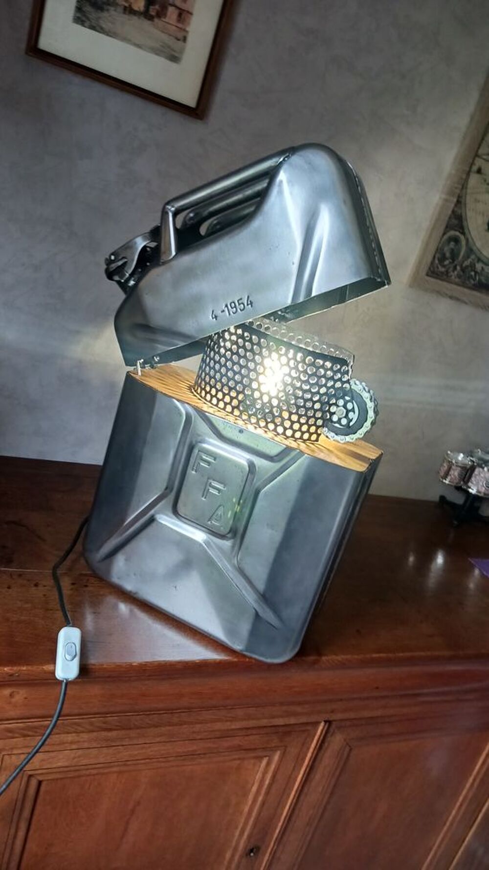 Lampe "zippo" style indus' Décoration