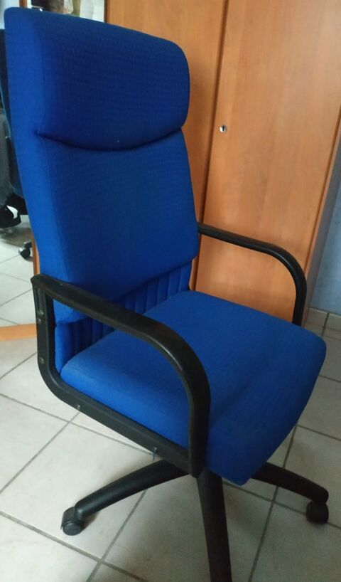 Fauteuil de bureau 20 Saint-Vincent-de-Reins (69)