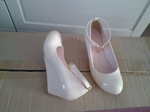 Vends, T 34 chaussures Femme 35 Mitry-Mory (77)