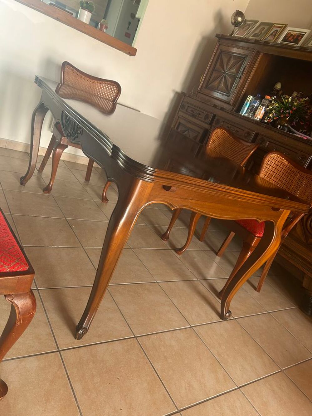 Grande table avec rallonge et 6 chaises Meubles