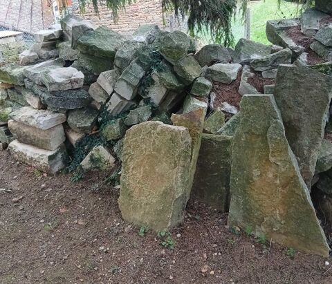 pierres blanches divers 100 71260 Burgy