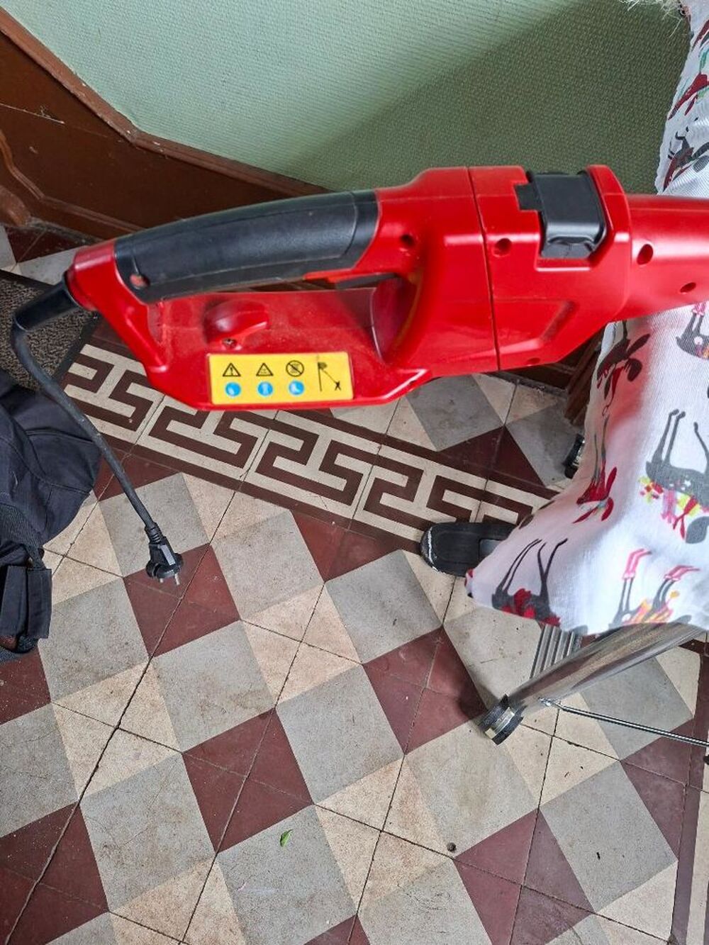 Ensemble &eacute;lectrique 2/1 Tron&ccedil;onneuse taille haie Bricolage