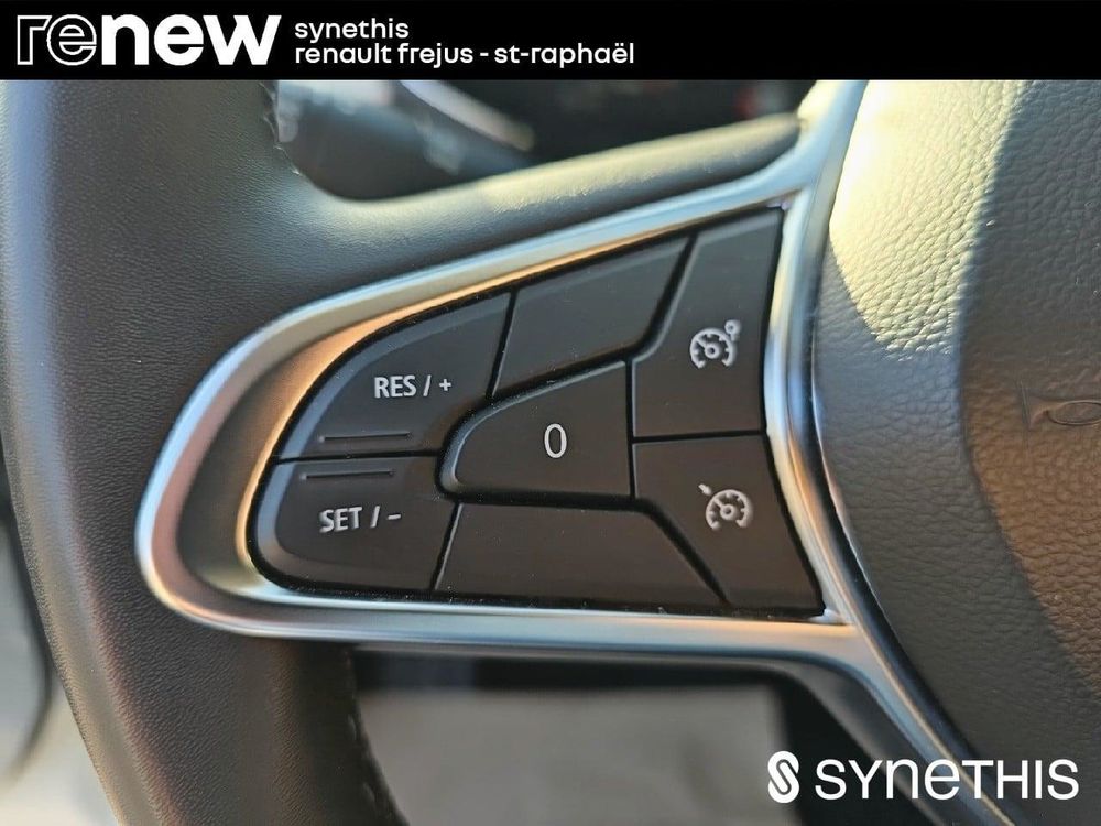Captur E-Tech full hybrid 145 Techno 2023 occasion 83600 Fr&eacute;jus