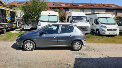 Peugeot 206 1.4i X Line Clim 2005 occasion Toulouse 31000