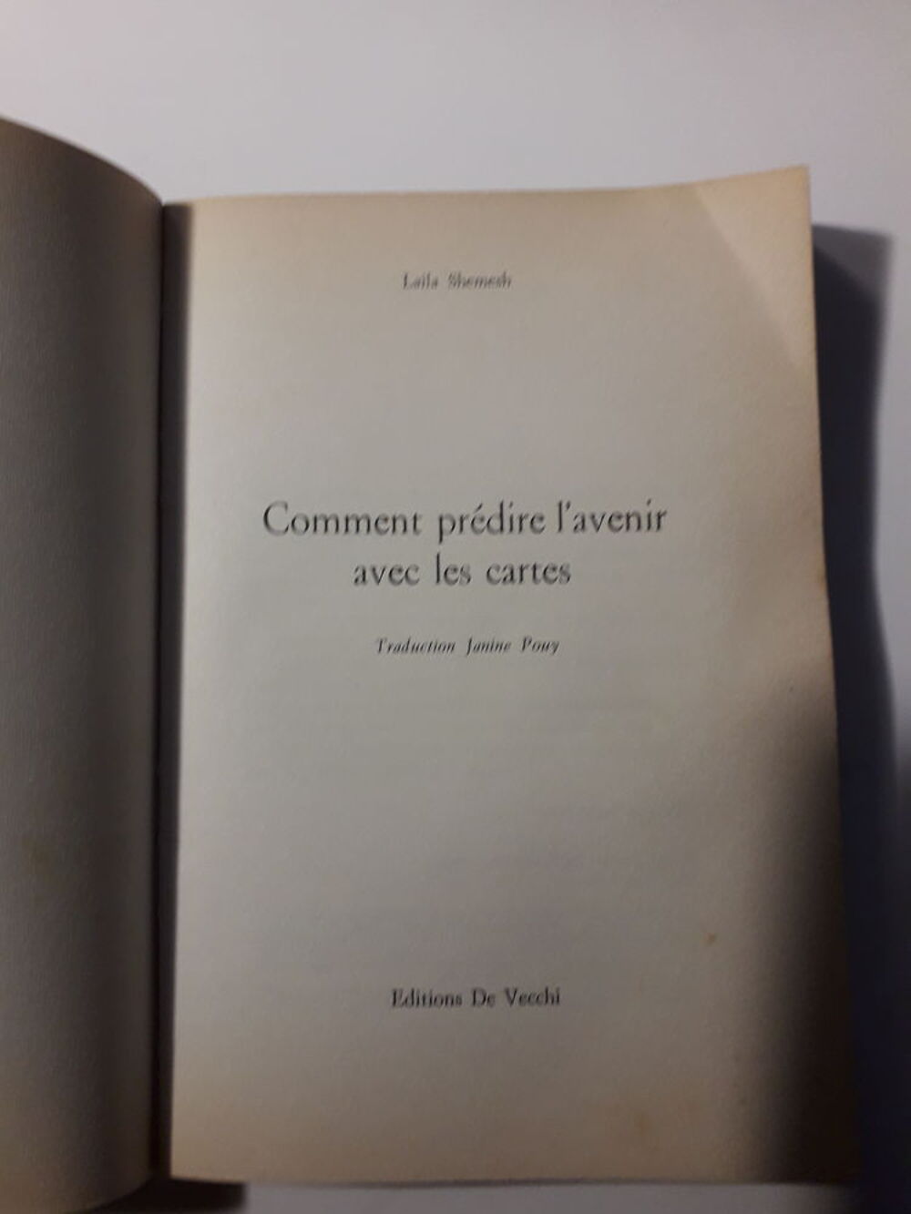 Comment pr&eacute;dire l'Avenir avec les cartes Livres et BD