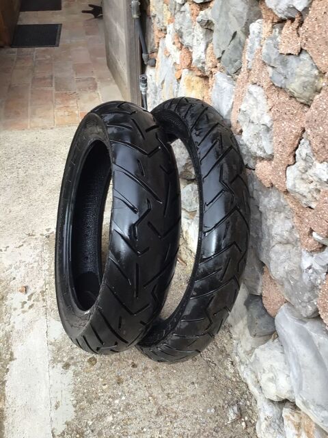 Pi&egrave;ces et &eacute;quipements Moto - Scooter - Quad Pi&egrave;ces et &eacute;quipements Moto - Scooter - Quad  occasion Valavoire 04250