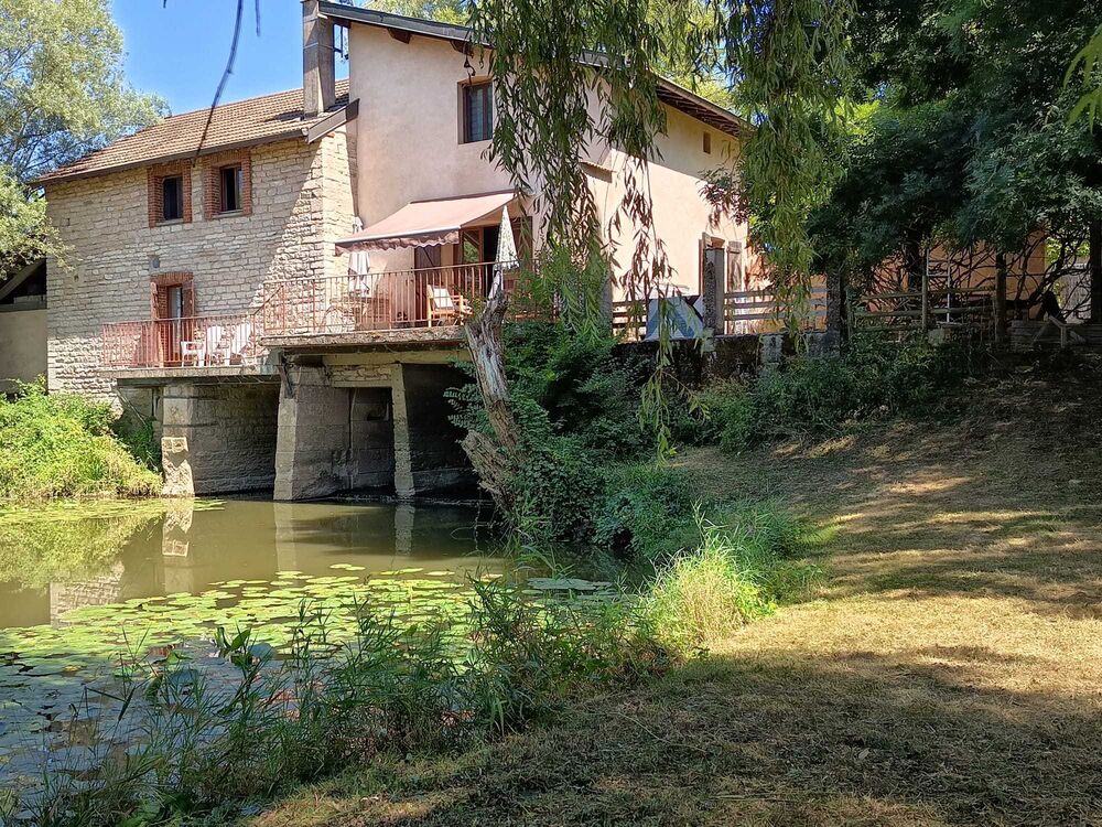 Location Maison moulin en pierre Montpont-en-bresse