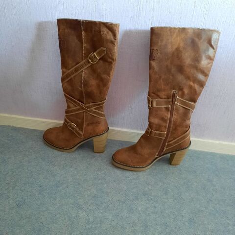 Bottes en simili cuir neuves 5 Saint-Dizier (52)