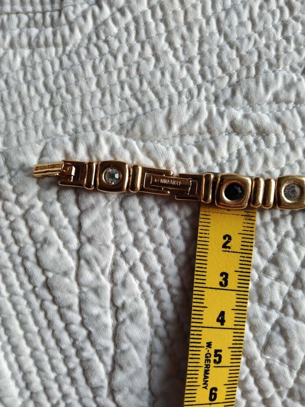 Collier Nina Ricci Bijoux et montres