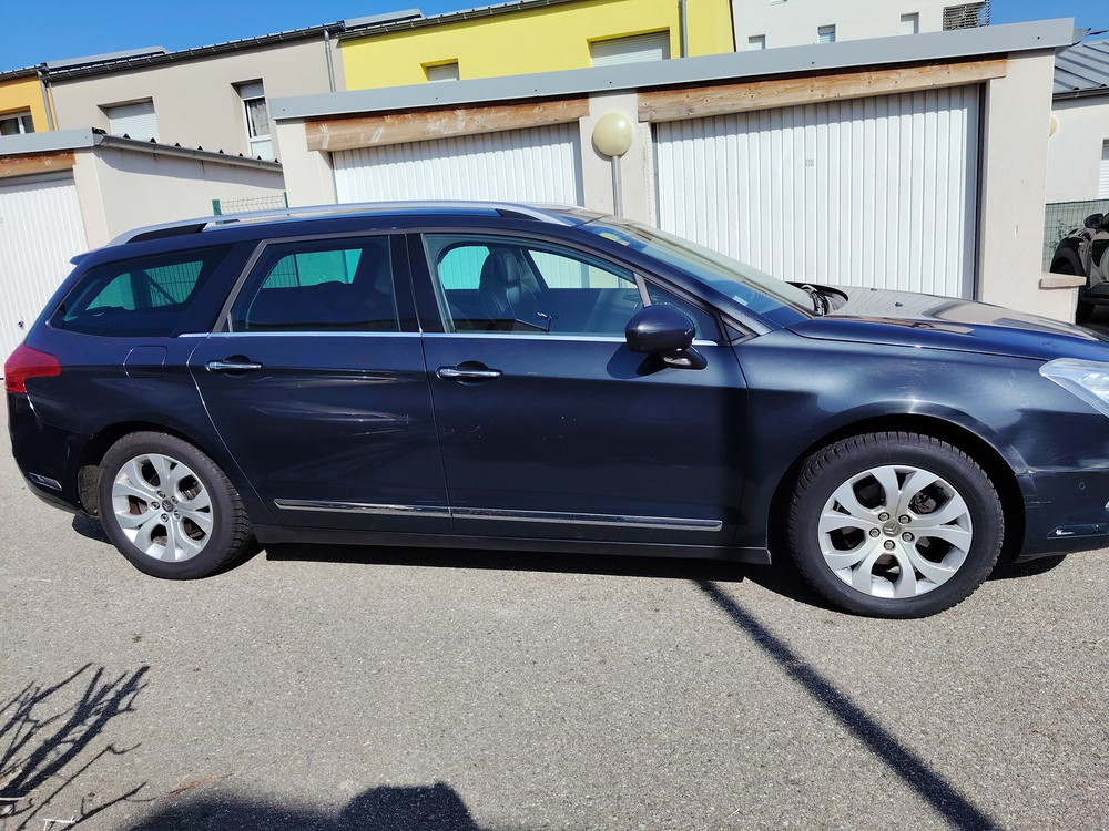 C5 Tourer HDi 140 FAP Exclusive 2009 occasion 07100 Annonay
