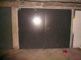  Parking / Garage � louer 13 m� Le grau-du-roi