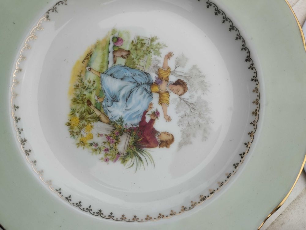 assiettes en porcelaine de Limoges Décoration