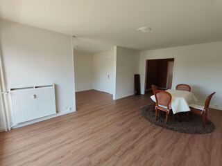  Appartement � louer 3/4 pi�ces 86 m�