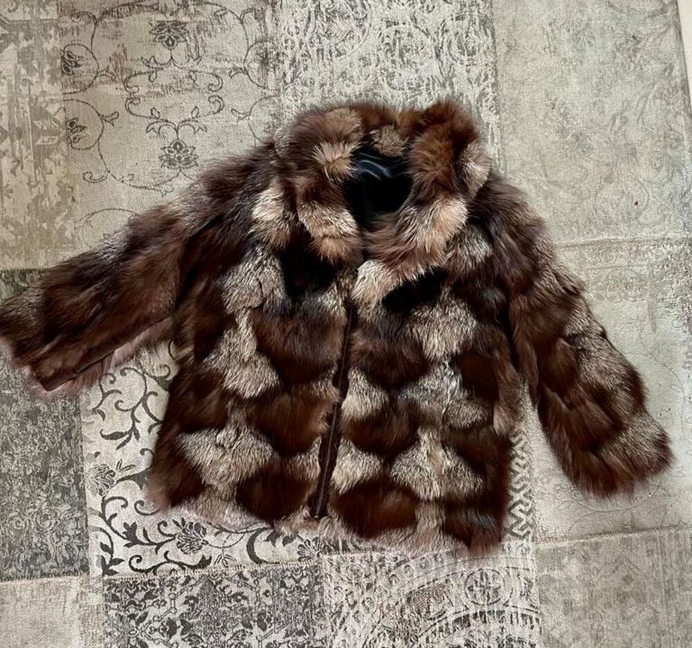 Veste en fourrure de Renard, Vtements