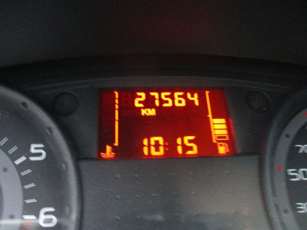 Clio III Clio 1.2 16V 75 Expression 2007 occasion 06600 Antibes