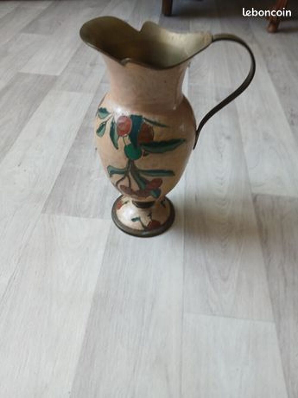 Pichet en laiton &eacute;maill&eacute; Décoration