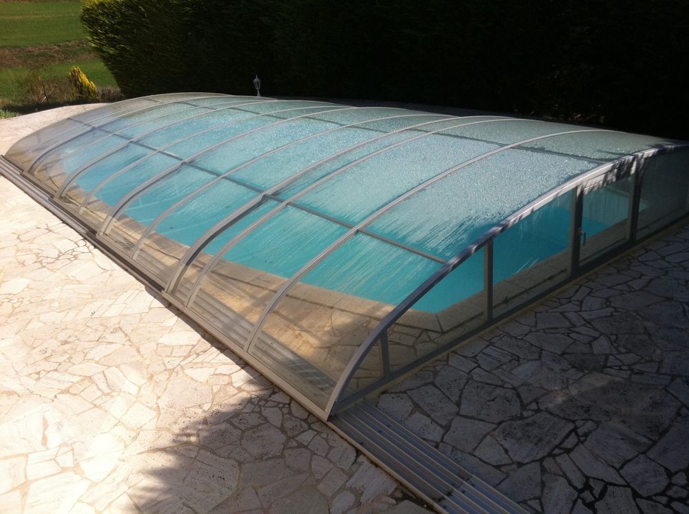 Abri de piscine Jardin