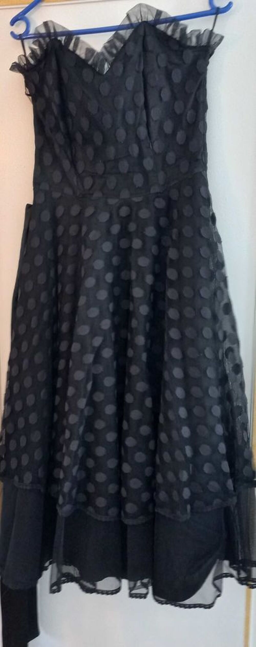 robes habill&eacute;es Vêtements
