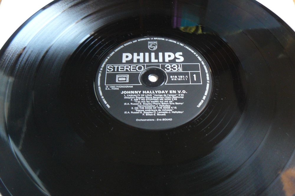 Johnny HALLYDAY en V.O. - Philips 818181-1 - France - 1983 CD et vinyles