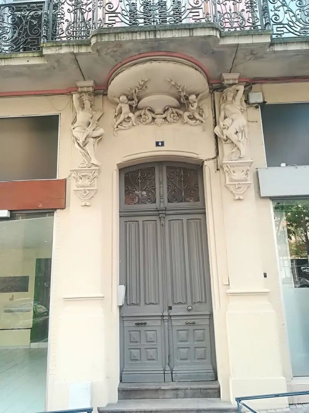 Location Appartement superbe appartement ancien, T4, centre de Montauban, à 200m Montauban