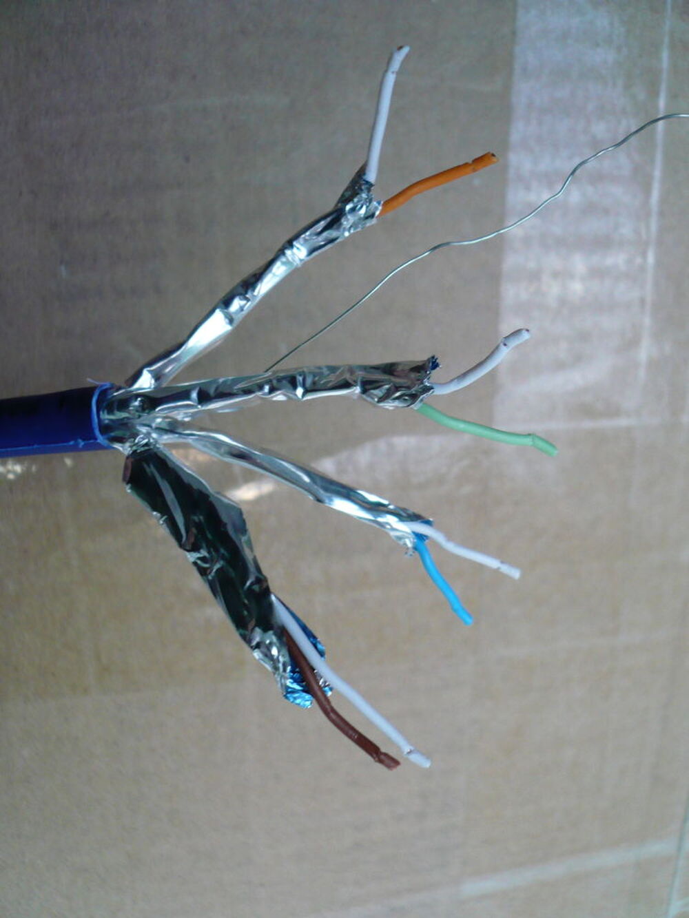 C&acirc;ble Informatique Cat6 500Mhz Matériel informatique