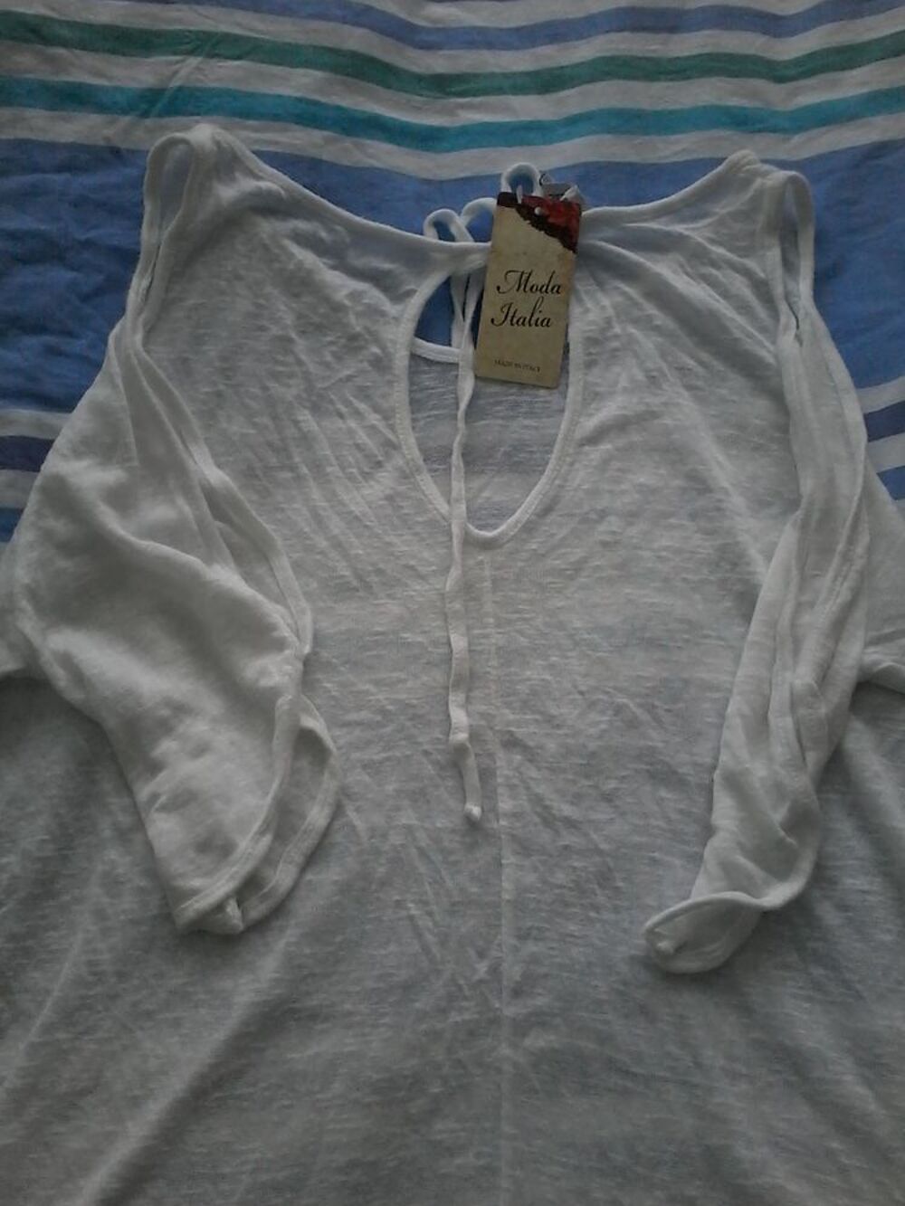 Pull sexy neuf &eacute;tiquettes Vêtements