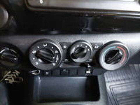 Hilux HILUX X-TRA CAB 4WD 2.4L 150 D-4D LECAP 2022 occasion 38080 Saint-Marcel-Bel-Accueil