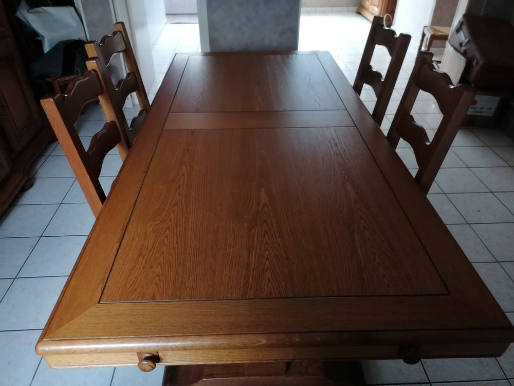 Salle &agrave; manger Meubles