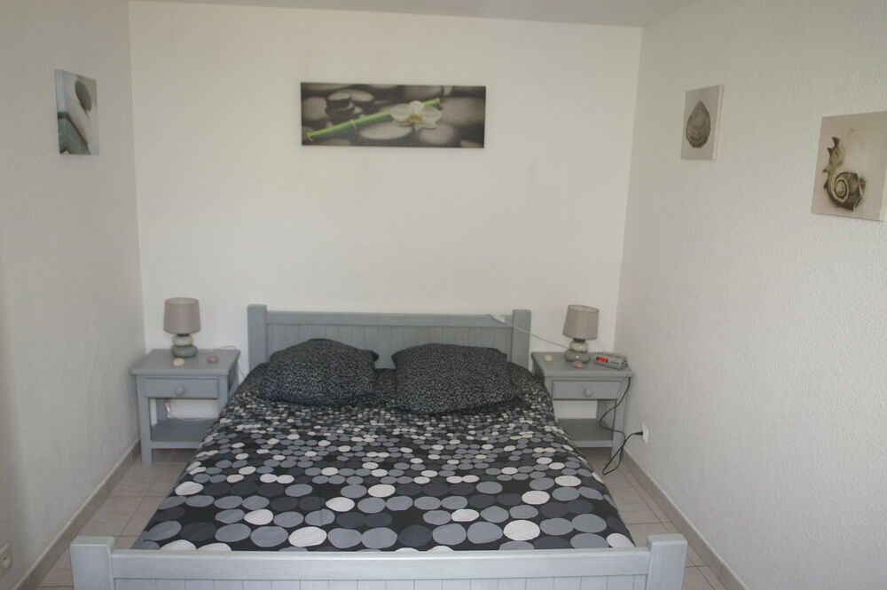 Vente Appartement RDJ 3 CHAMBRES 2 GDES TERRASSES 2 PARKING CLIM La londe-les-maures