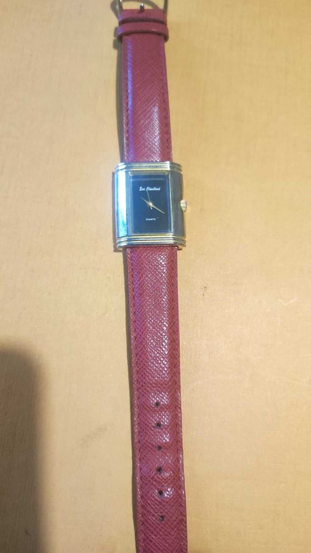 Montre femme vintage &agrave;‰ric Chevillard. Bijoux et montres