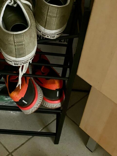 Range-chaussures 4 niveaux 10 Paris 19 (75)