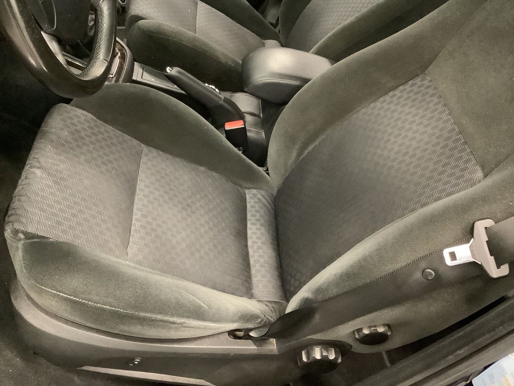 Mondeo Clipper 2.0 TDCi - 115 Ambiente Pack DPF 2006 occasion 44320 Saint-P&egrave;re-en-Retz