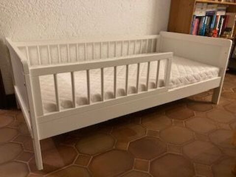 Lit enfant 140x70 cm en pin massif Nîmes (30)