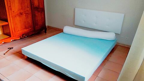 Sommier tapissier neuf  240 Ar�s (33)