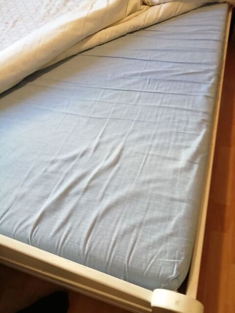 Lit 140 75 Toulon (83)